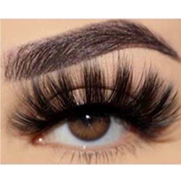 A5 Cruelty Free Faux Mink 3D Light-weight False Volume Eyelashes - Picture 1 of 2